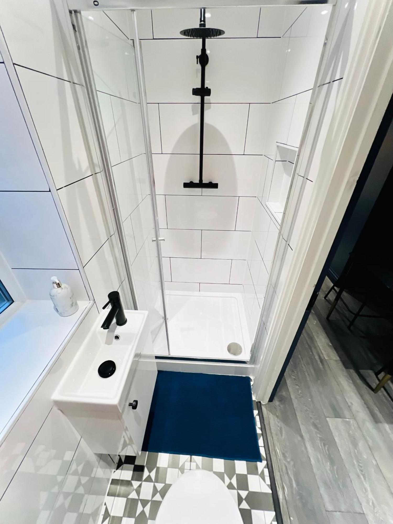 61 Studio, Ideal For Tourists High Recommend!!! * Londres