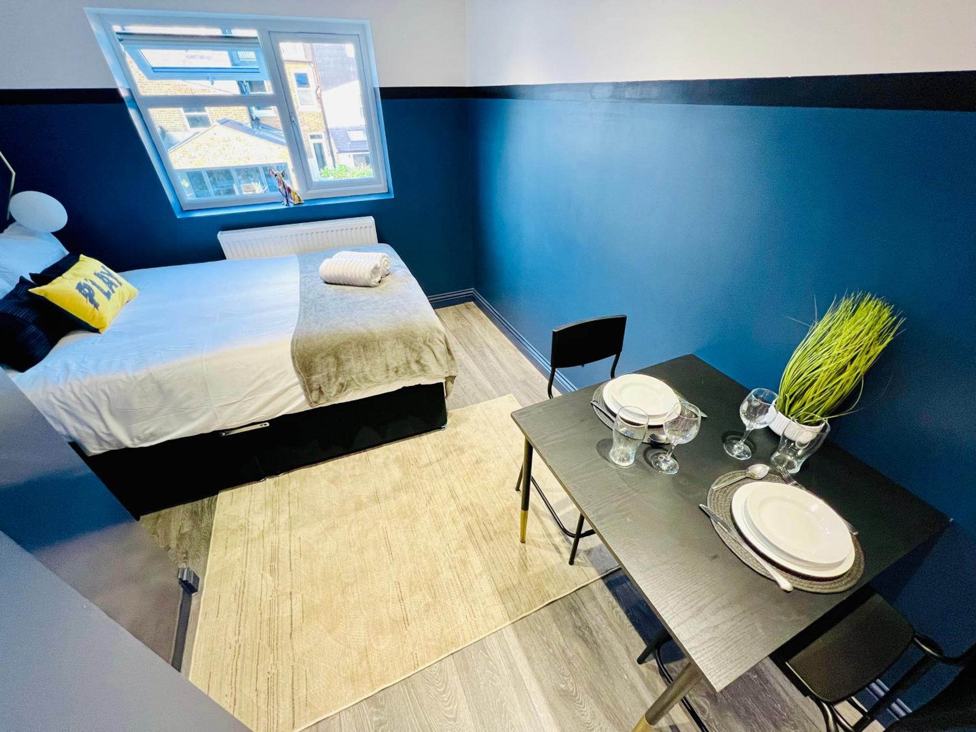 61 Studio, Ideal For Tourists High Recommend!!! Pensión *
