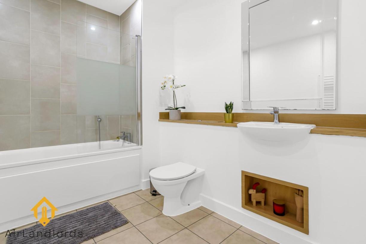Exclusive 2 Bedroom Flat In Bromley By Bow Appartement