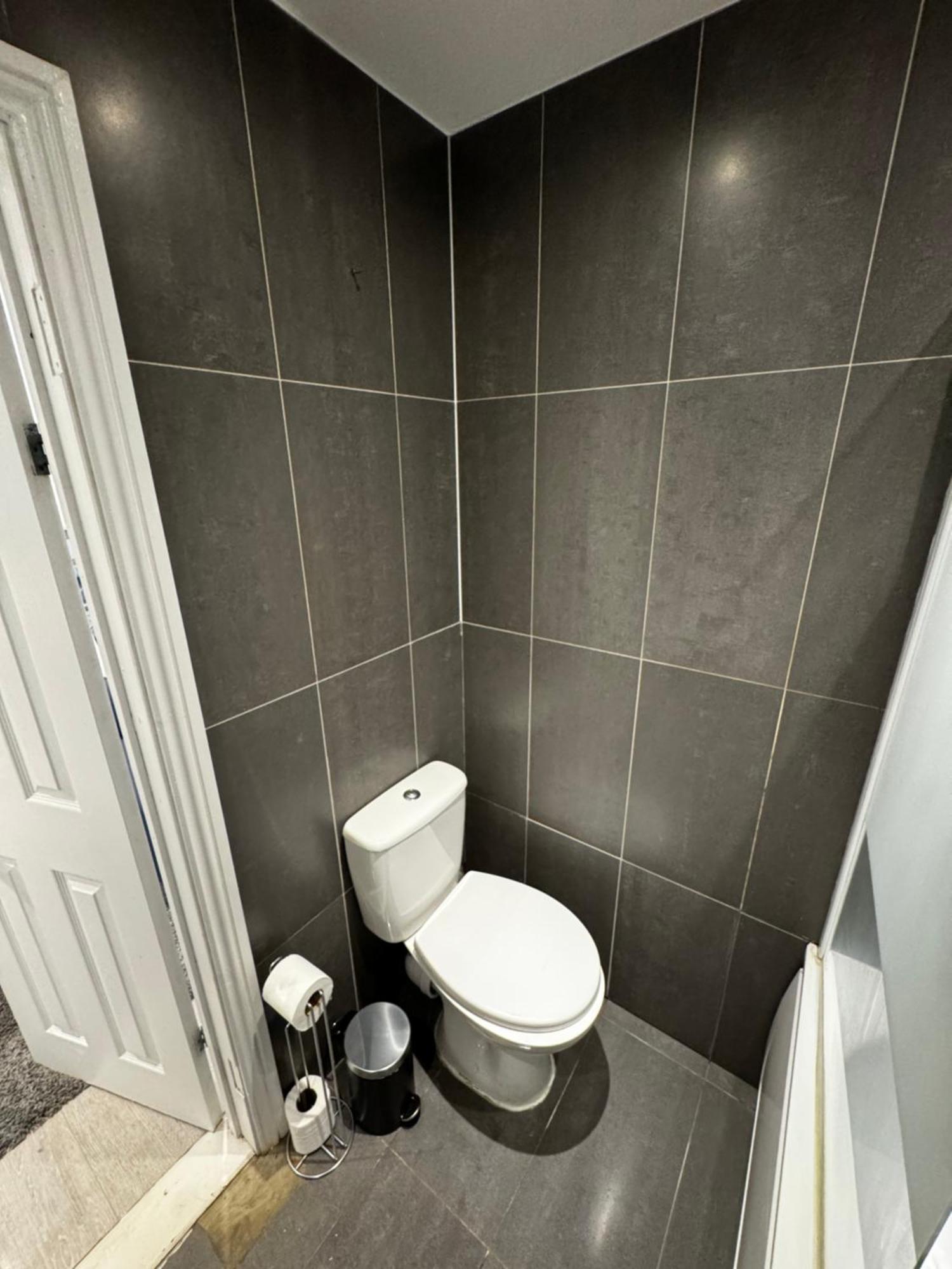 Gasthuis En-suite Bedroom For Up To 4! Sofa Bed - Near Stratford Londen