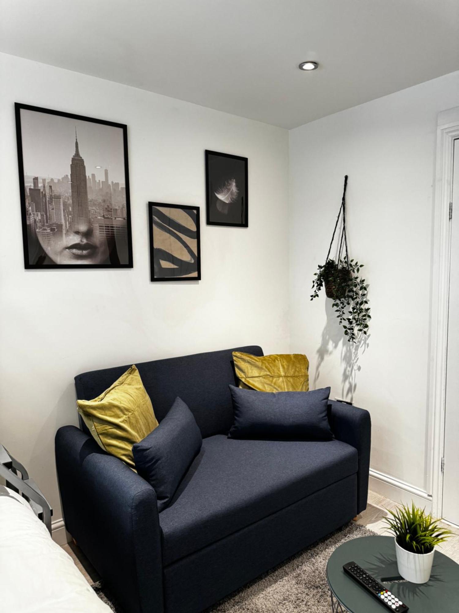 En-suite Bedroom For Up To 4! Sofa Bed - Near Stratford Gasthuis