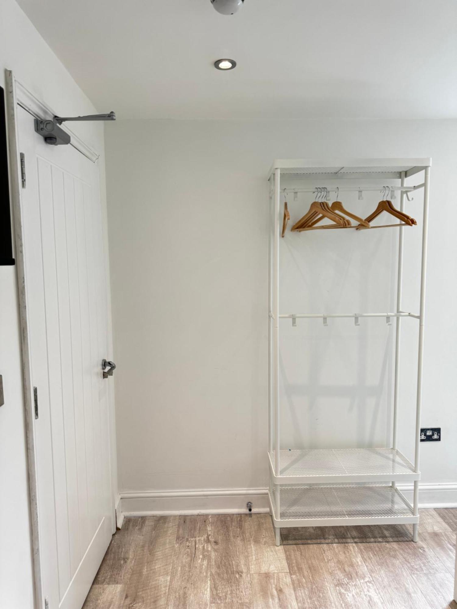 En-suite Bedroom For Up To 4! Sofa Bed - Near Stratford Gasthuis Londen