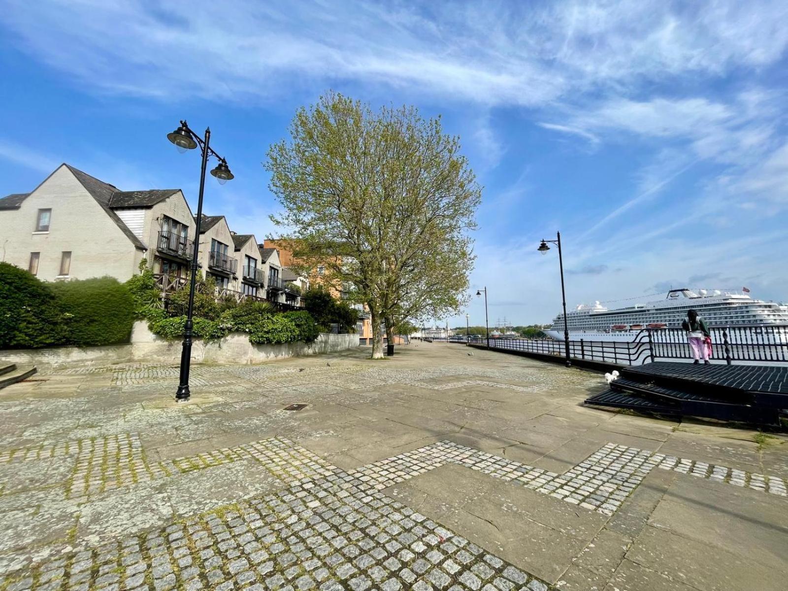 Thamesview Canary Wharf With Freeparking *