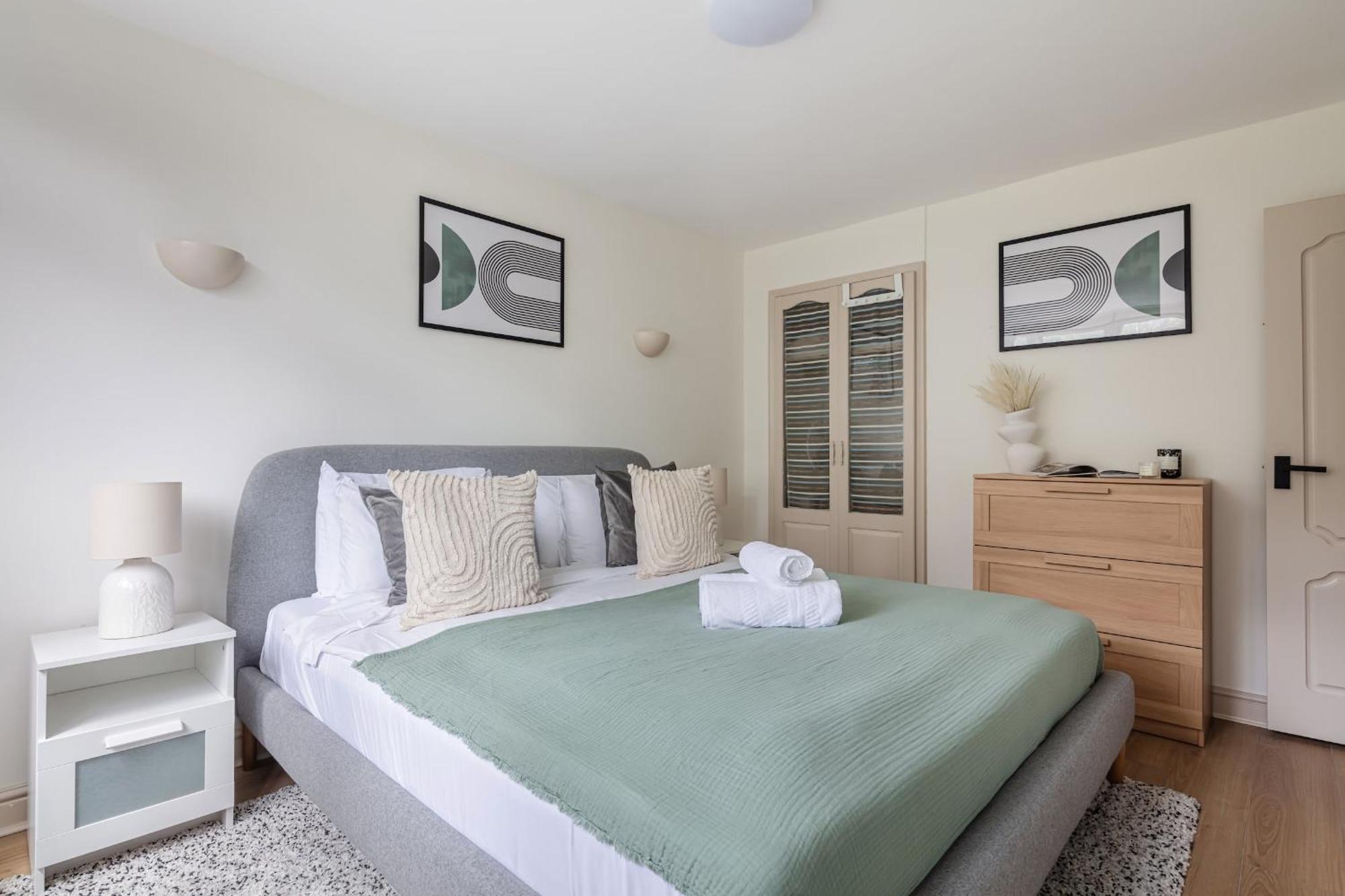 Apartamento River Thames & Tate Britain - 4br With Patio - Cityapartmentstay *