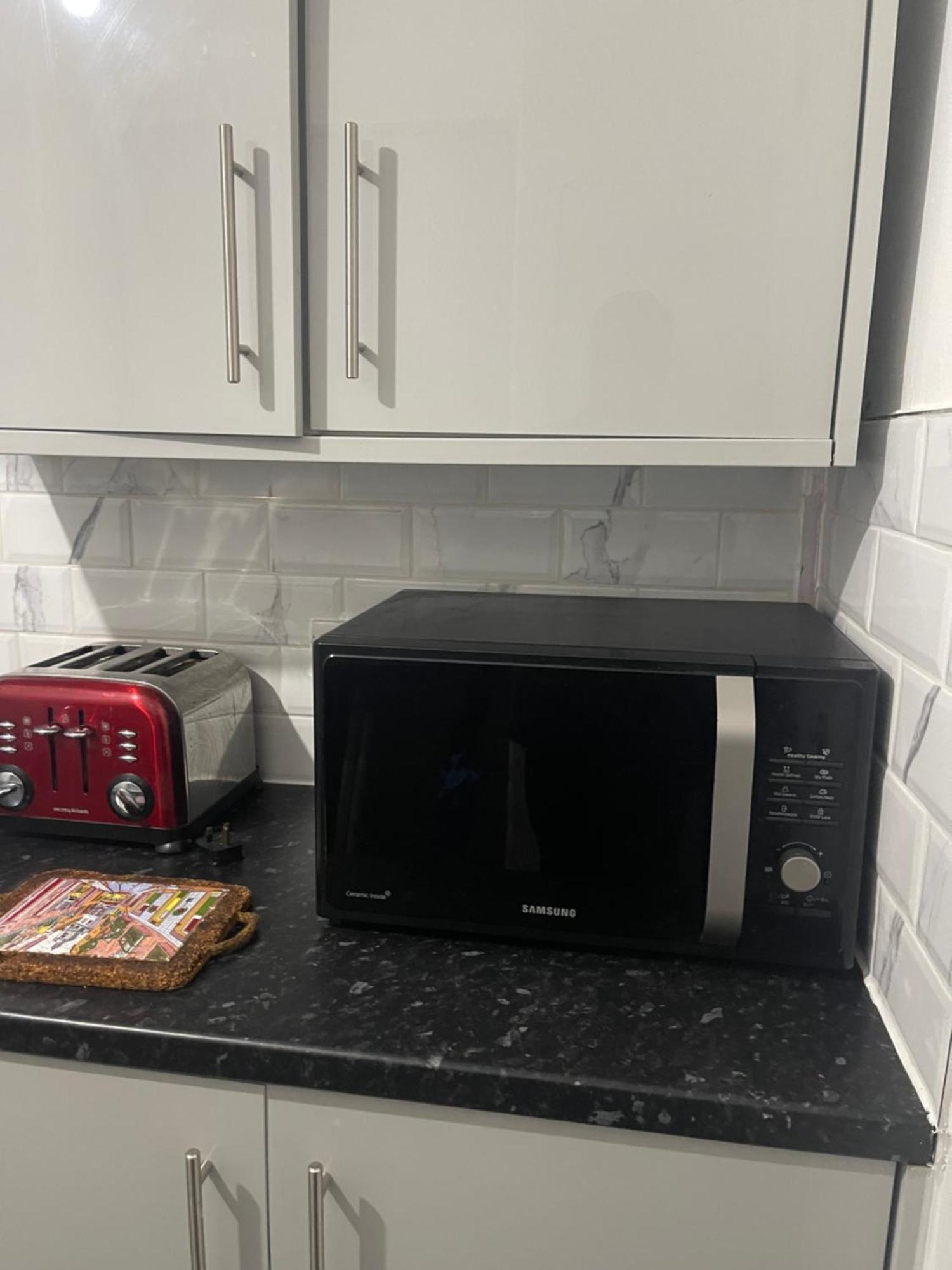 Newly Decorated 2 Bedroom Flat In South East Appartement Londres