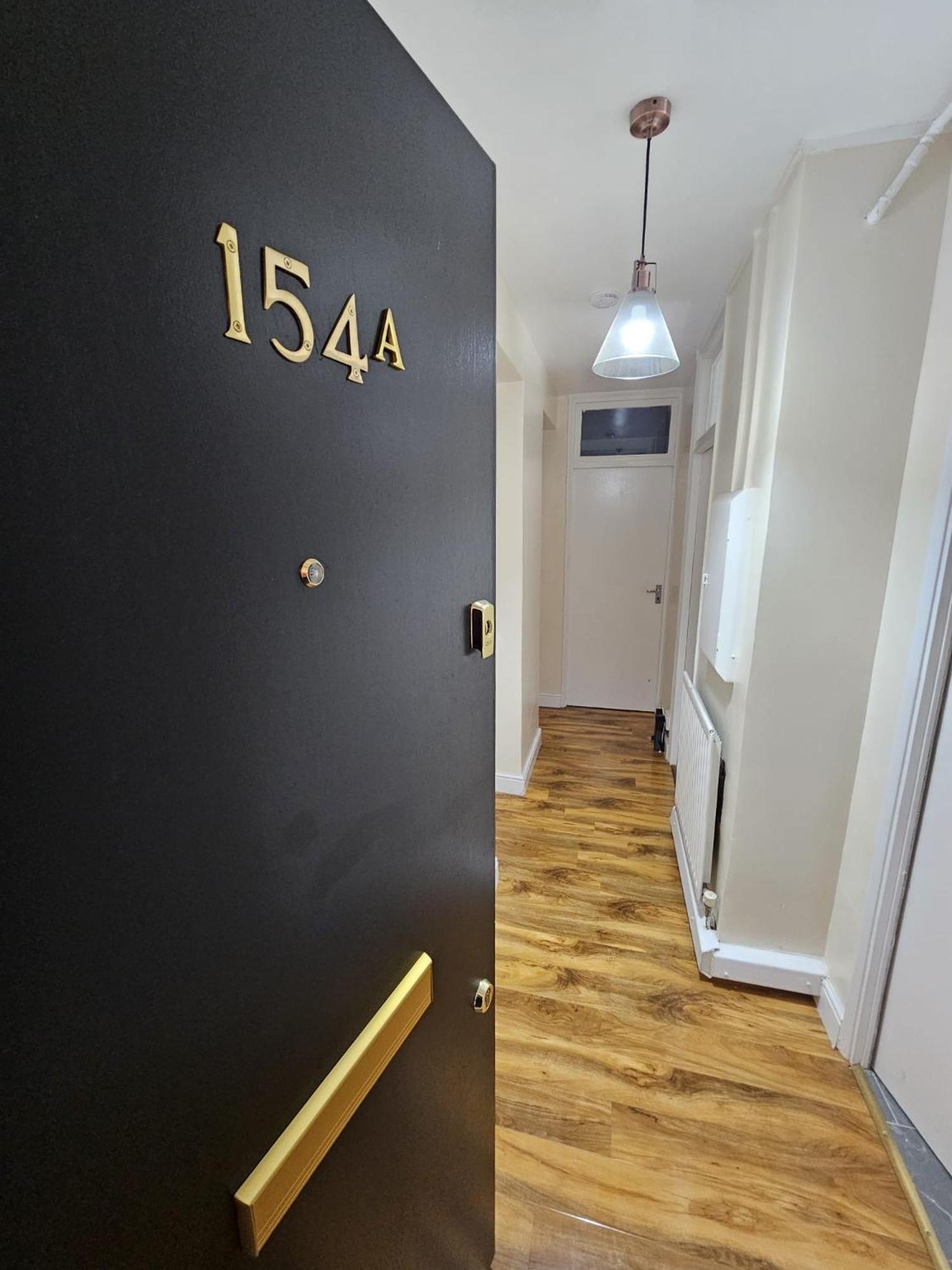 Appartement Newly Decorated 2 Bedroom Flat In South East Londres