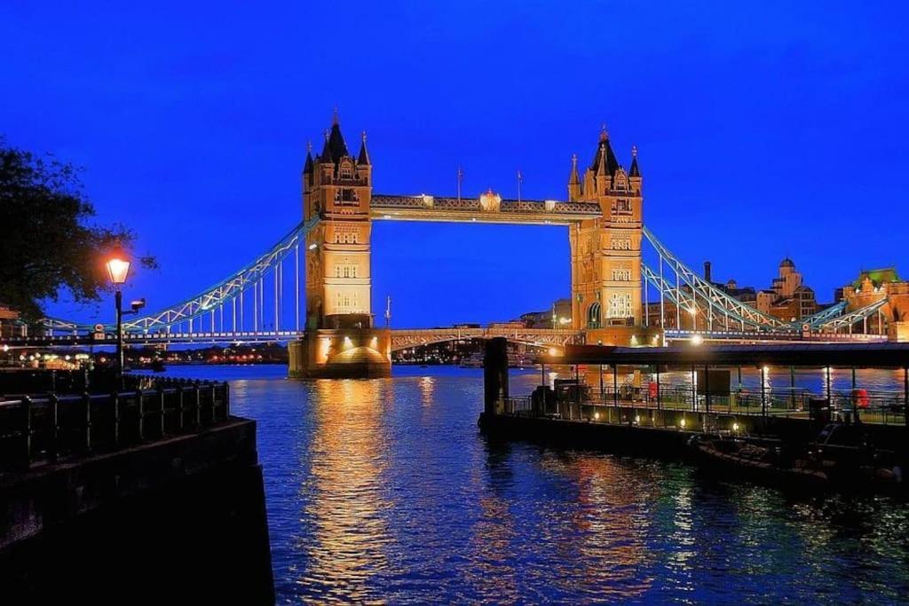 Tower Bridge Apartment London