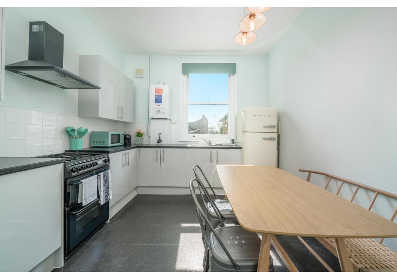 Appartement Joivy Splendid Townhouse Flat With Backyard Londres