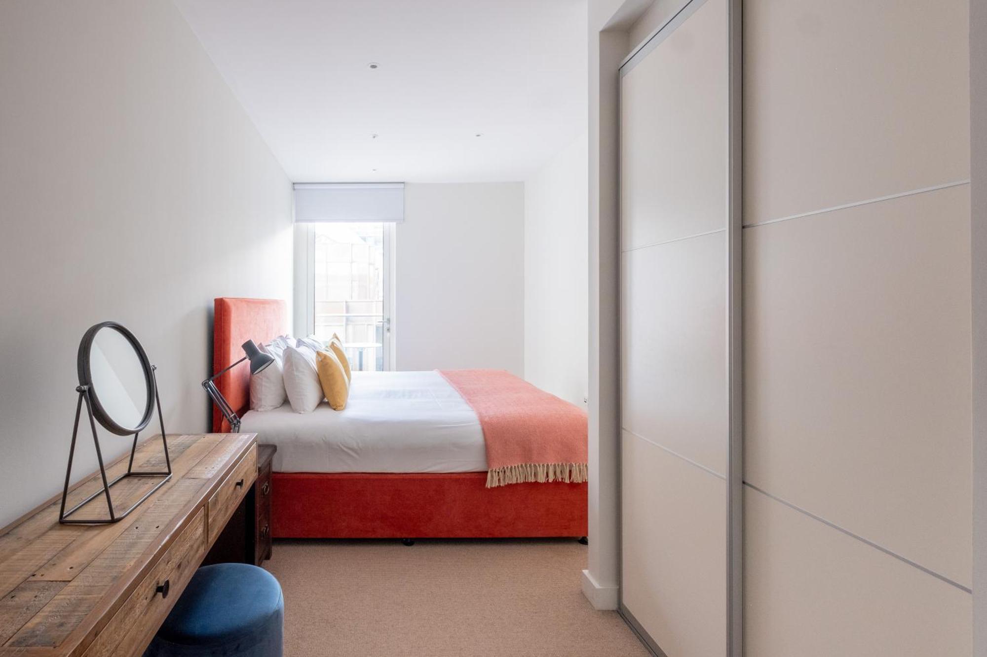 Native Victoria Apartment London