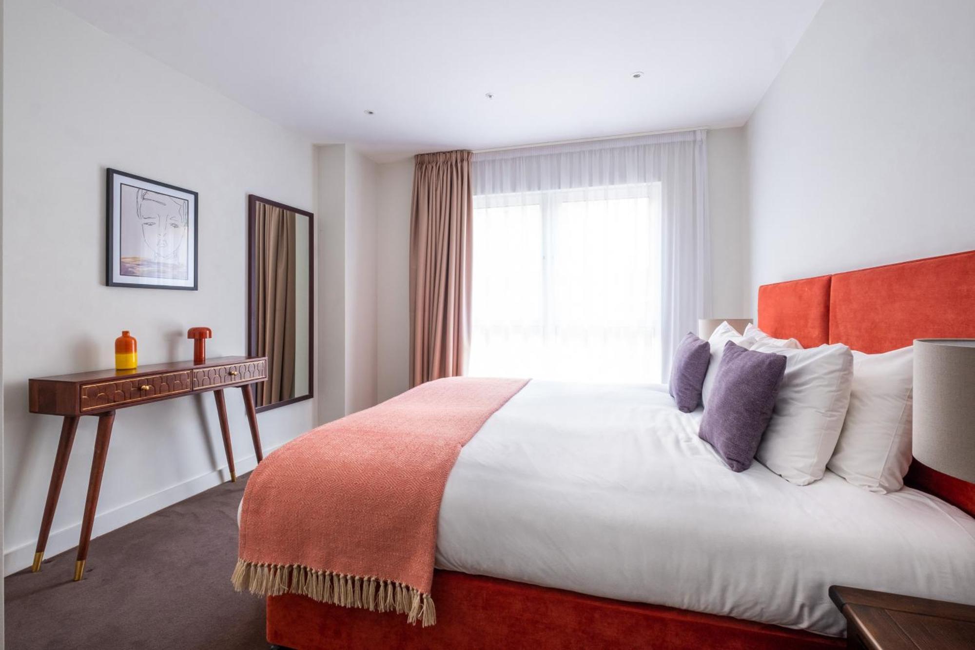 Native Victoria Apartment