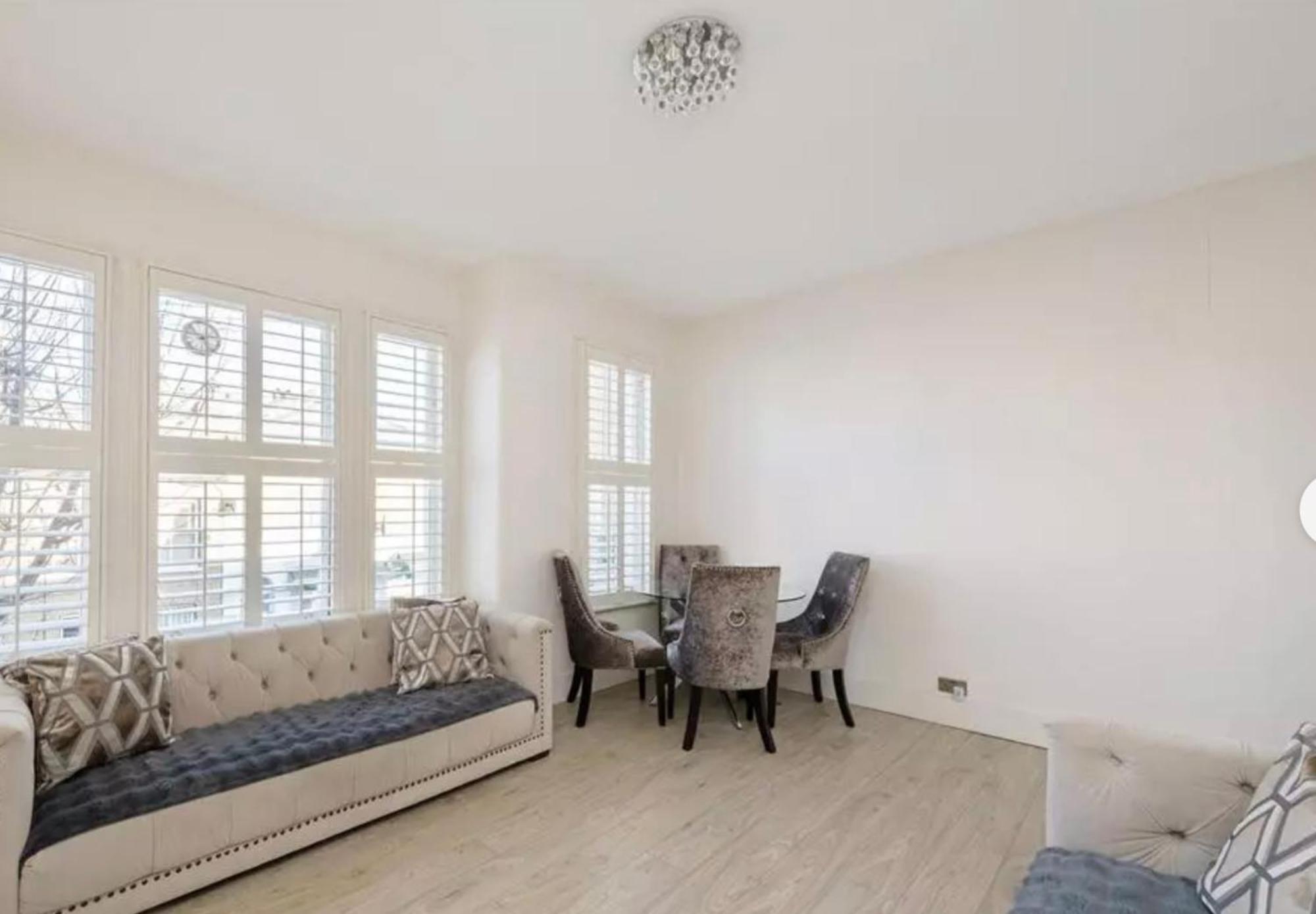 Flat In Apartamento *
