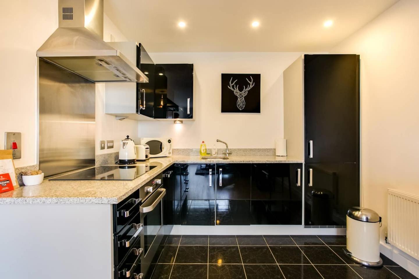 Appartement Guestready - Comfort By The Thames, W/ Balcony Londen