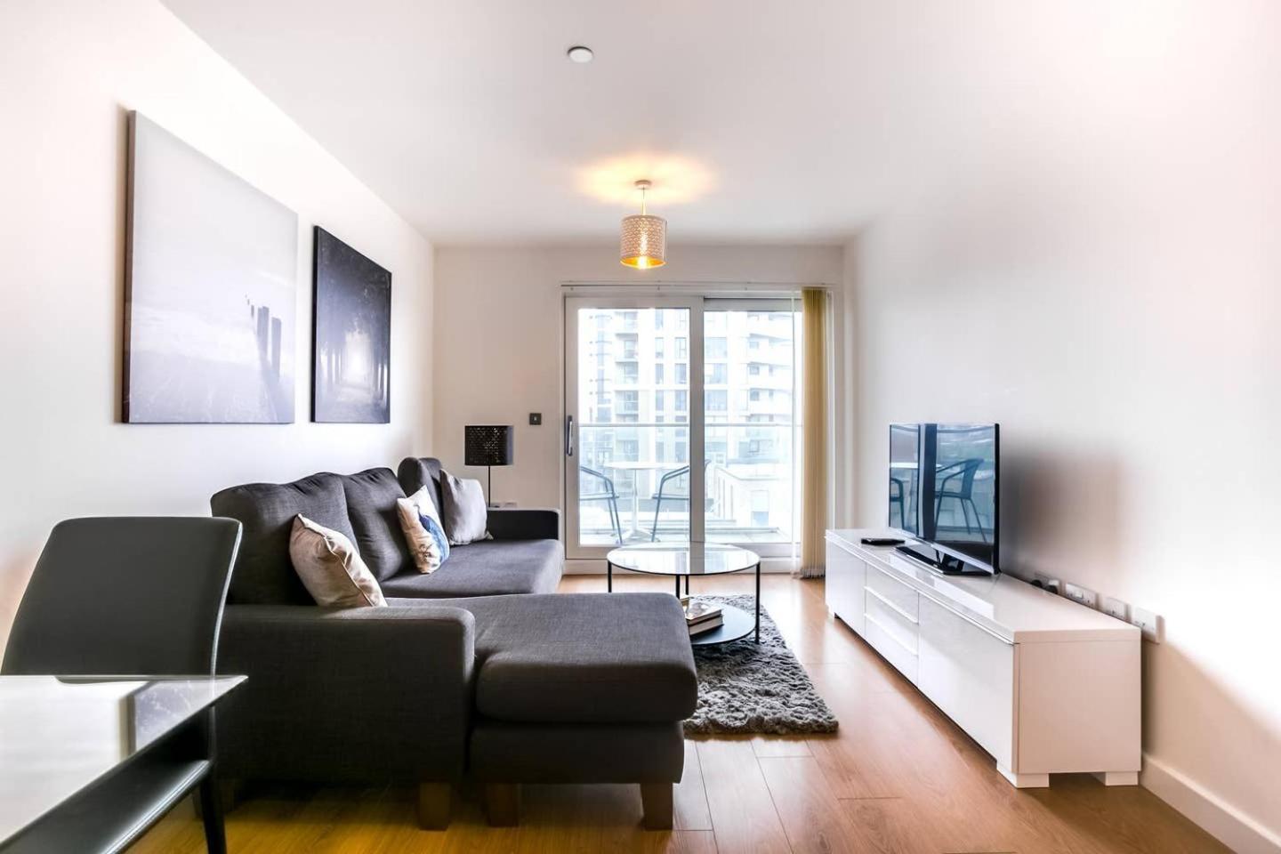 Appartement Guestready - Comfort By The Thames, W/ Balcony Londen