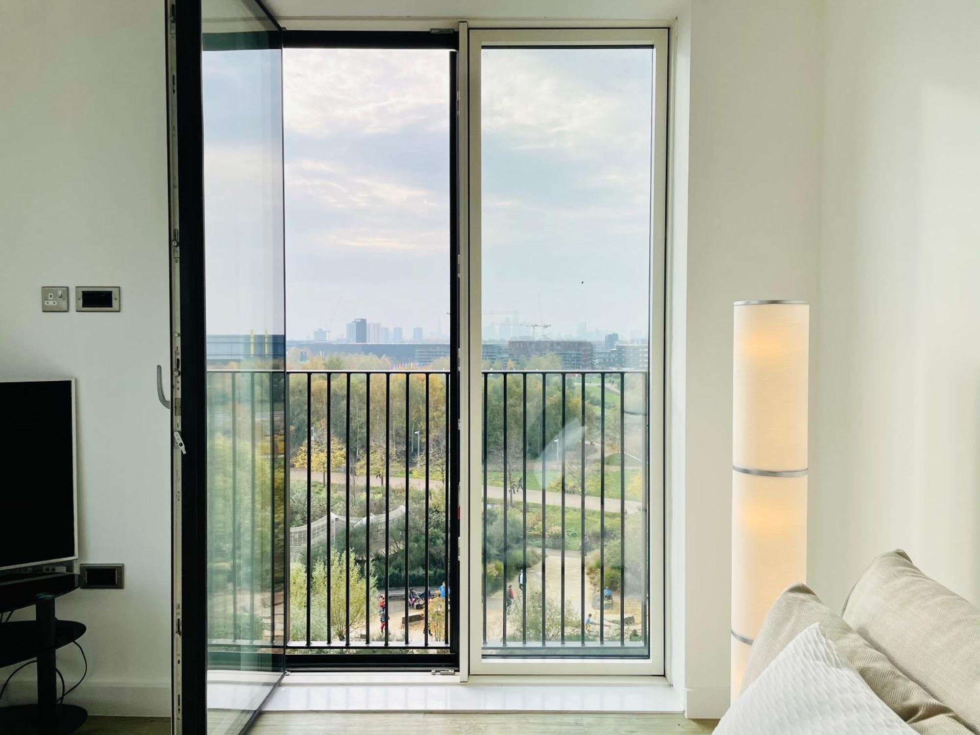 Apartment Panoramic Park And Penthouses Retreat London