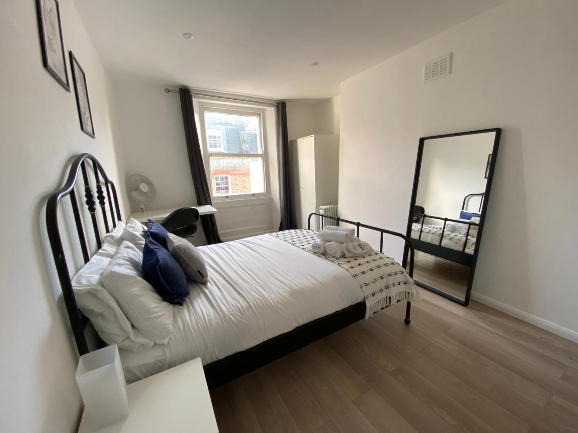 Apartment Fully Equipped 2 Bed Flat On Old Compton St!