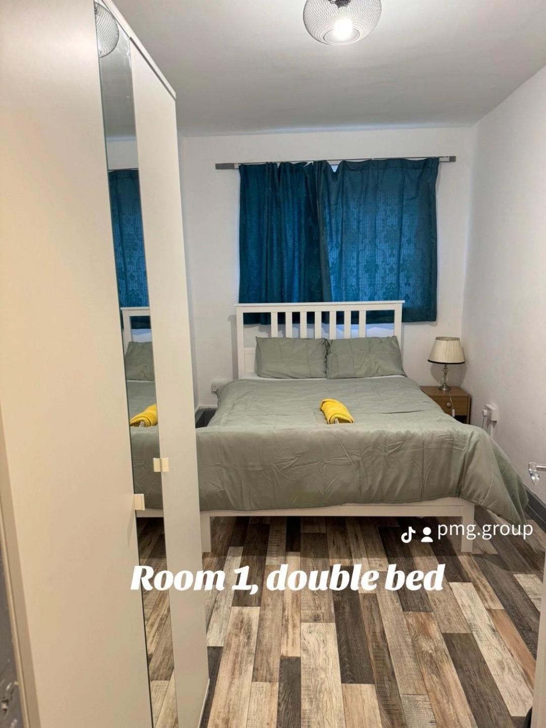 Holiday Villa Londres