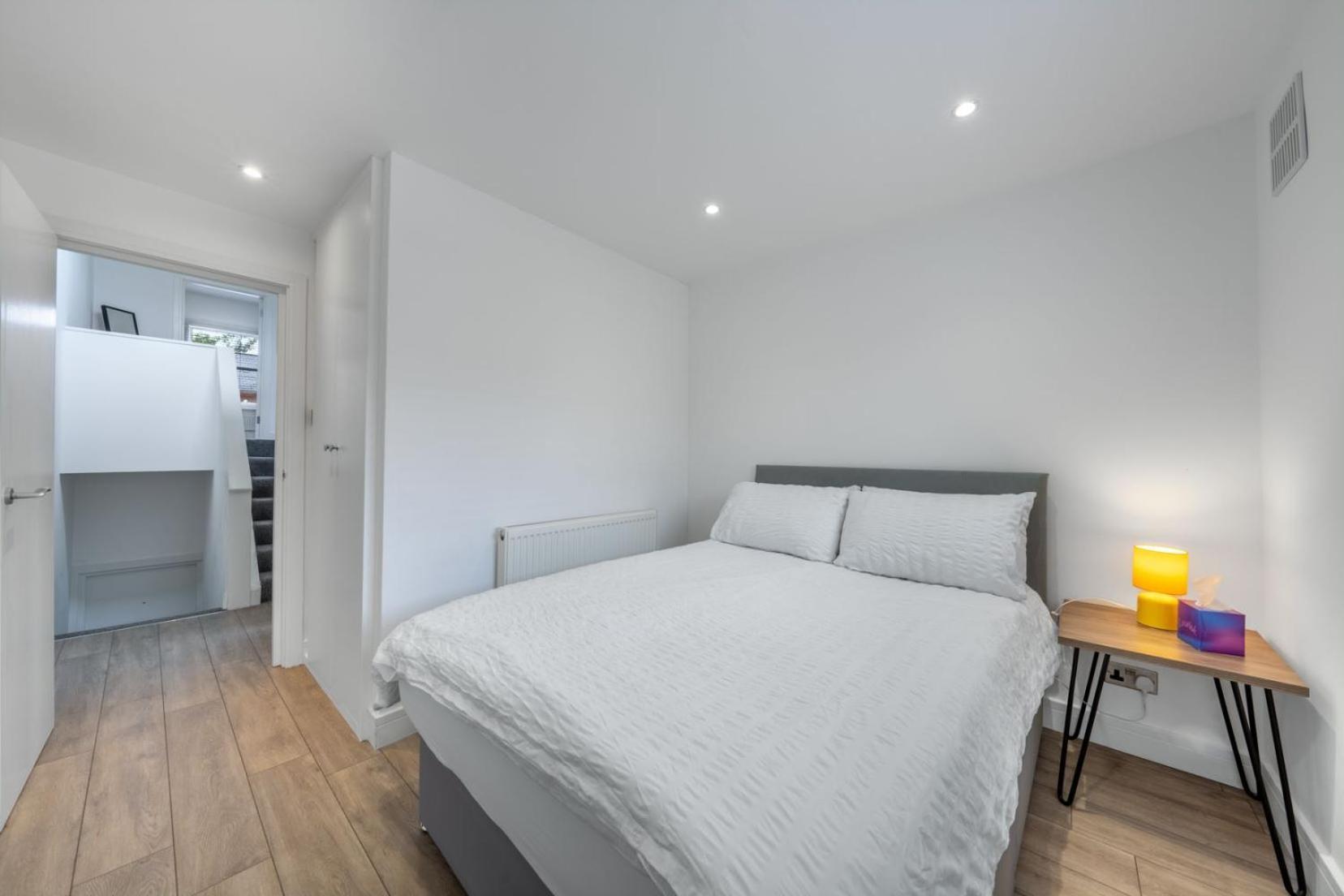 Modern Split Level 2br Spacious Maida Vale Apartamento Londres