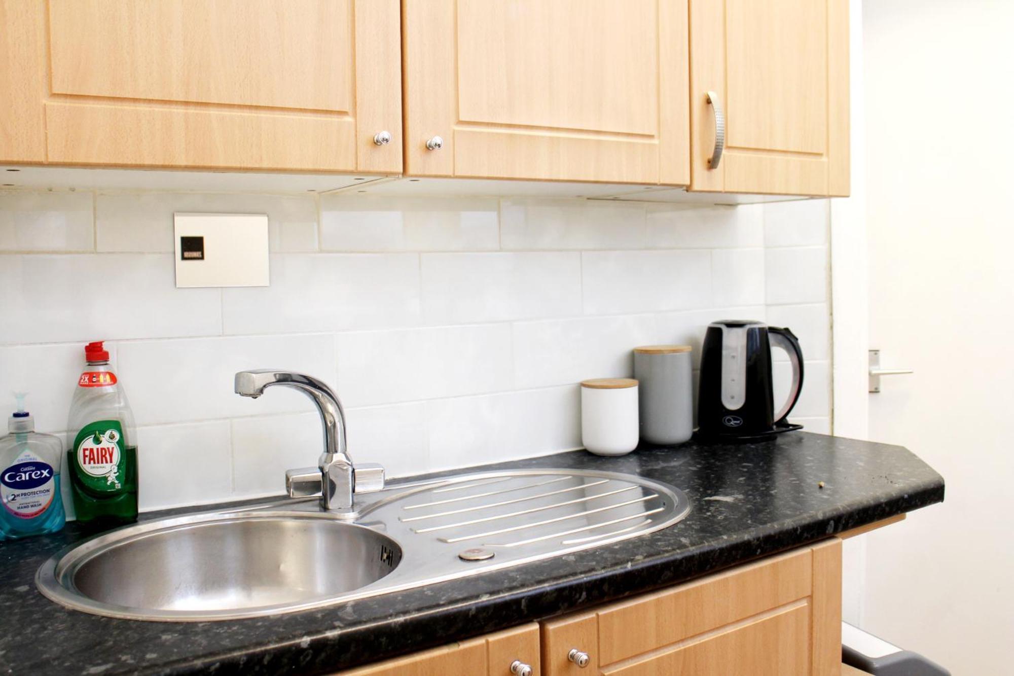 Apartment Large Garden On Golders High Road London