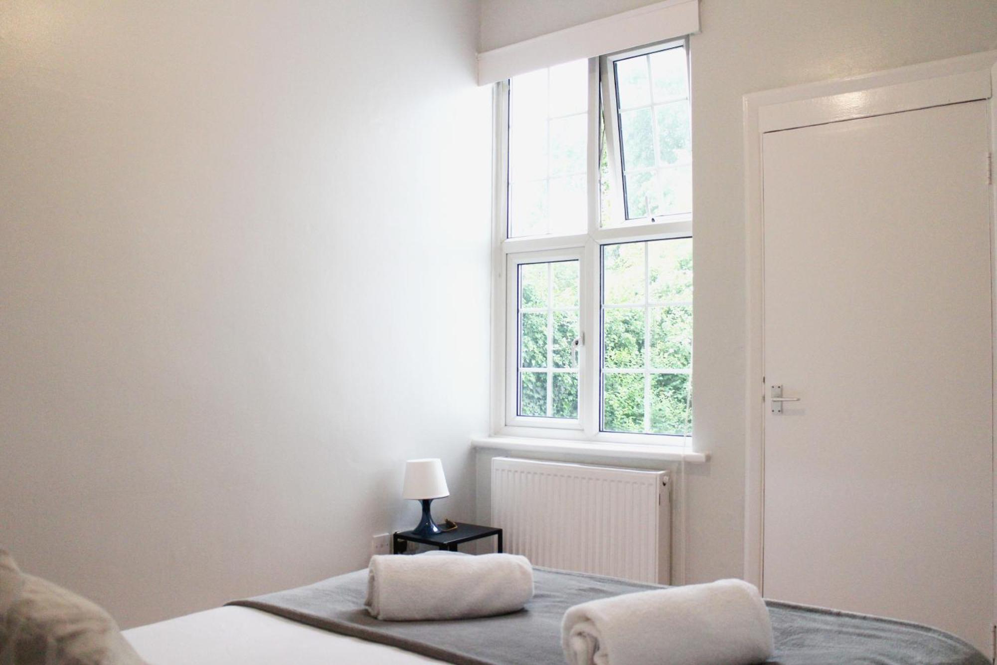 Apartment Large Garden On Golders High Road London