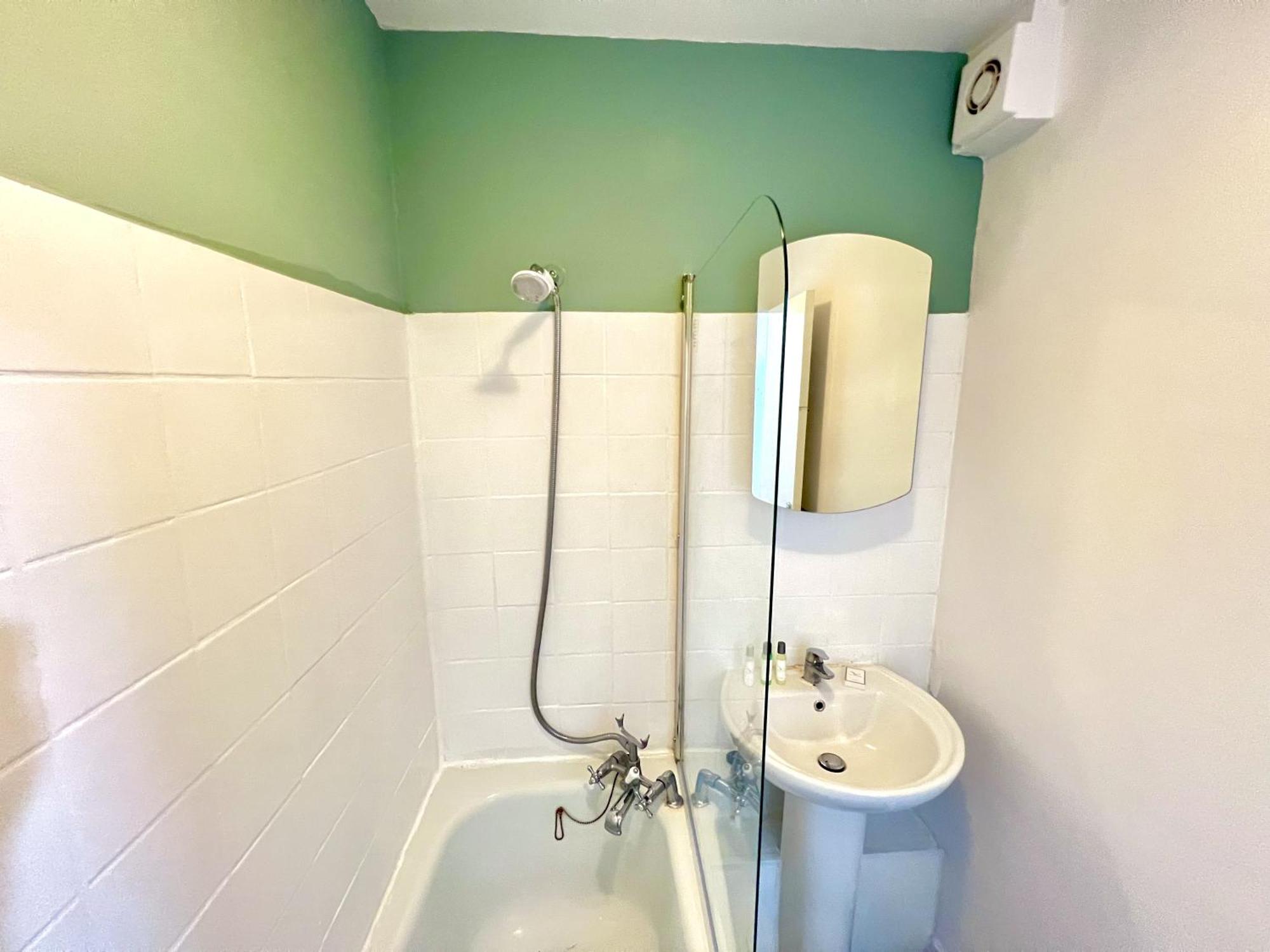 K Paddington 3 Bedroom Renovated Recently