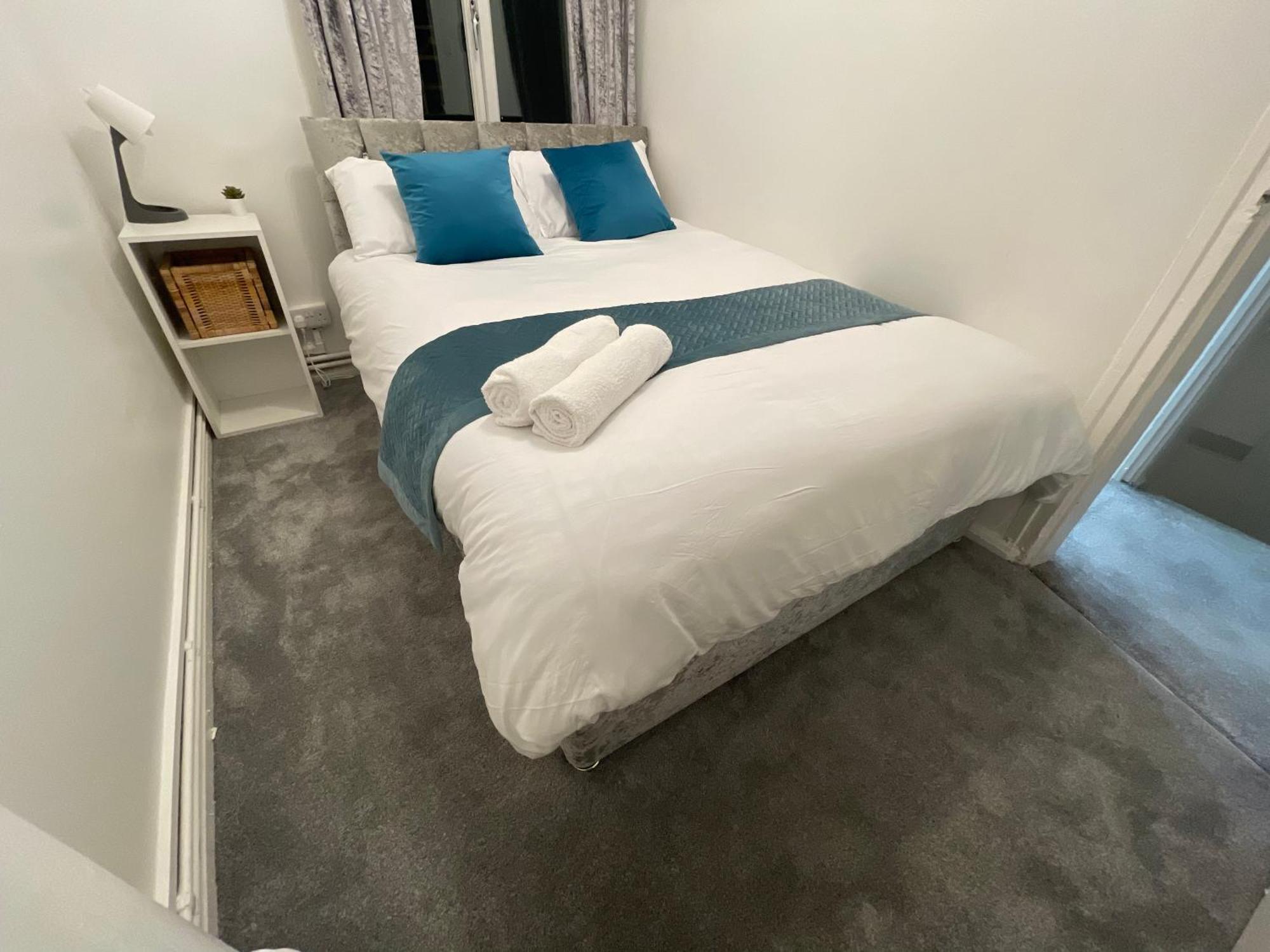 Holiday home Tooting - Cosy 2 Bedroom House With Garden, 5 Mins Walk To Tube Station *