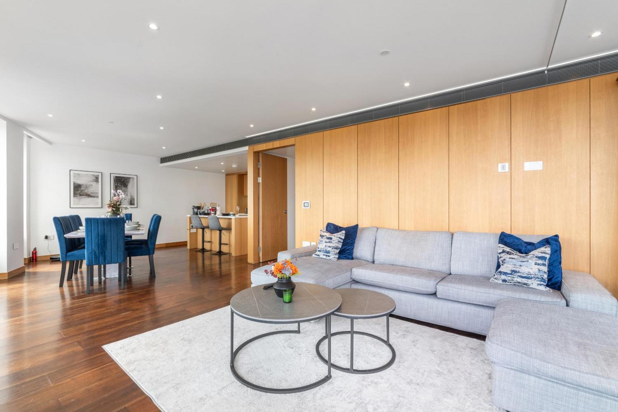 3bed 3bath With 2xbalconies In Apartamento