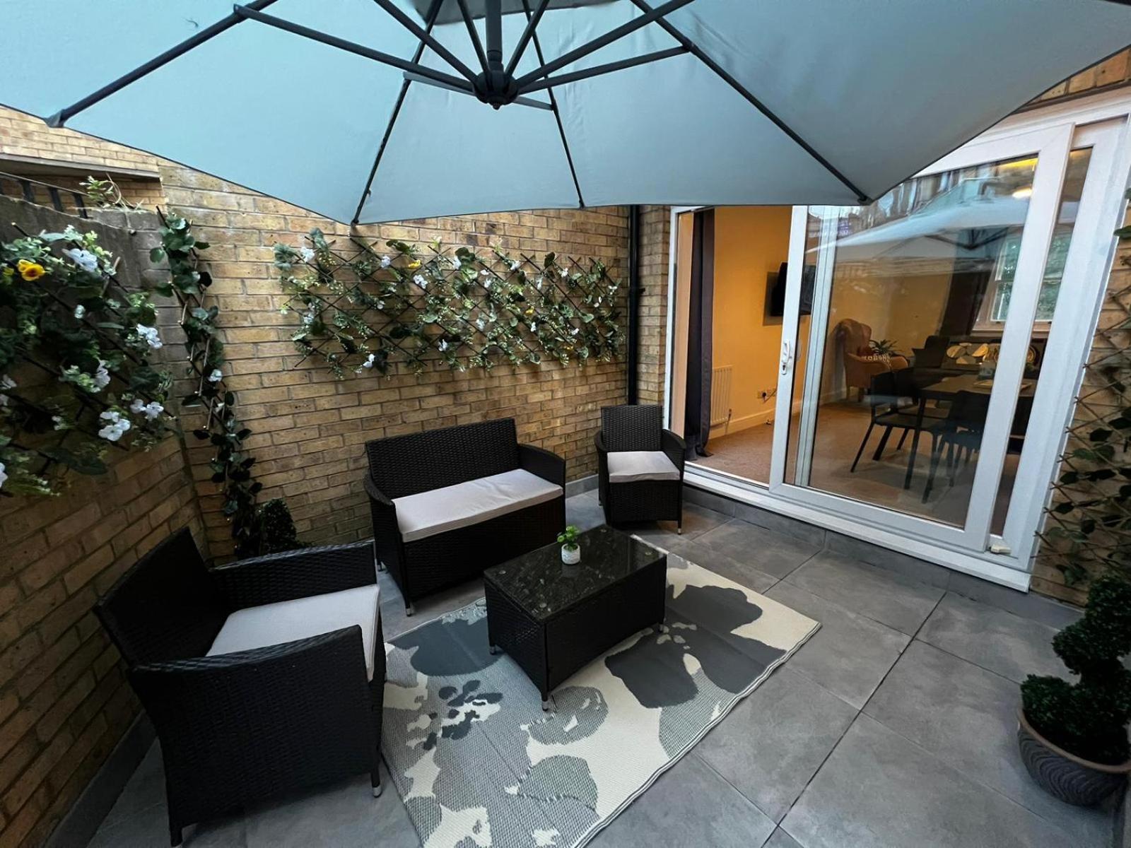 Apartamento 2-bed With Garden