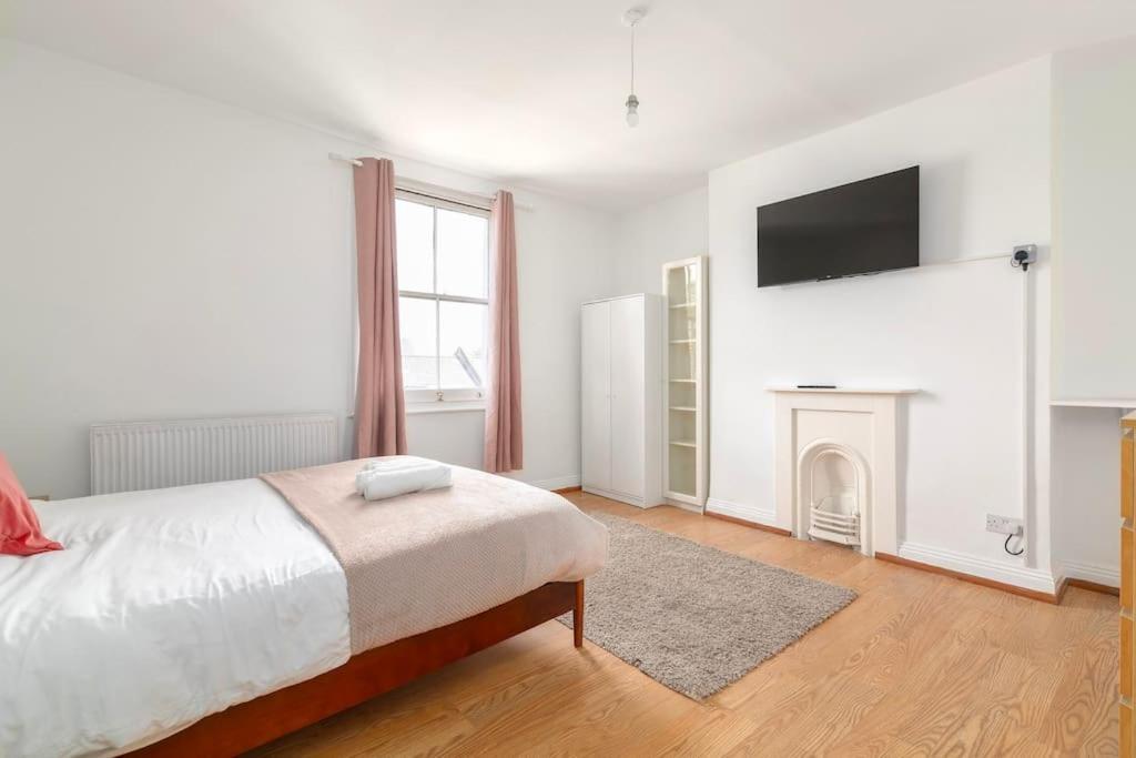Modern 3-bedroom Haven In Vibrant Brixton Londres