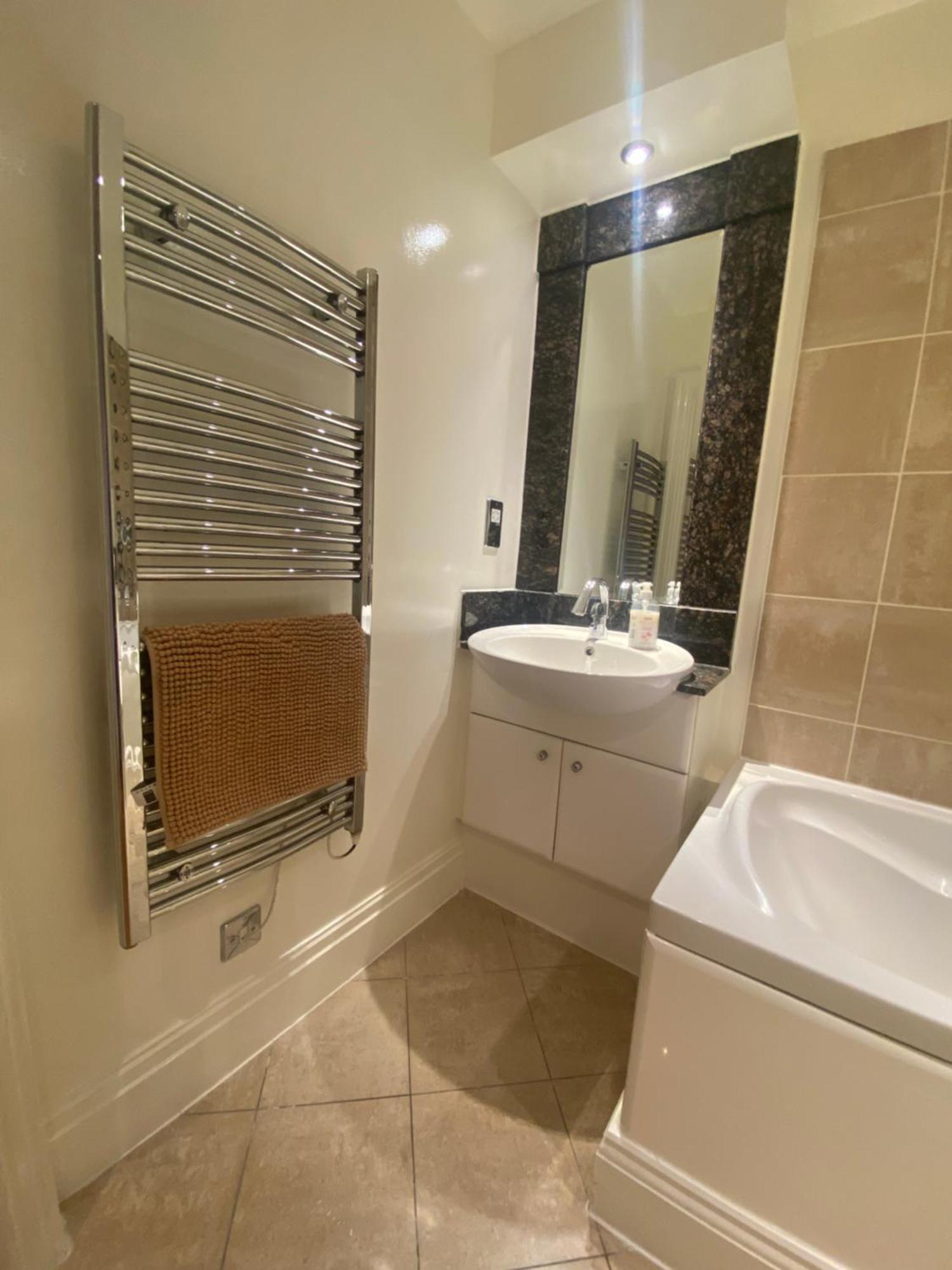 Desirable, Fashionable 2bed Flat In Chelsea * Londen