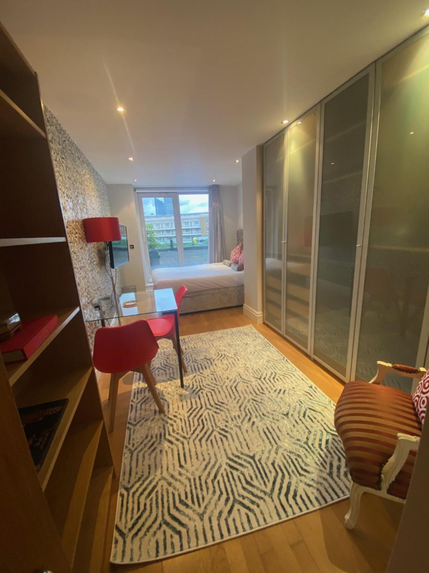 Desirable, Fashionable 2bed Flat In Chelsea Londen