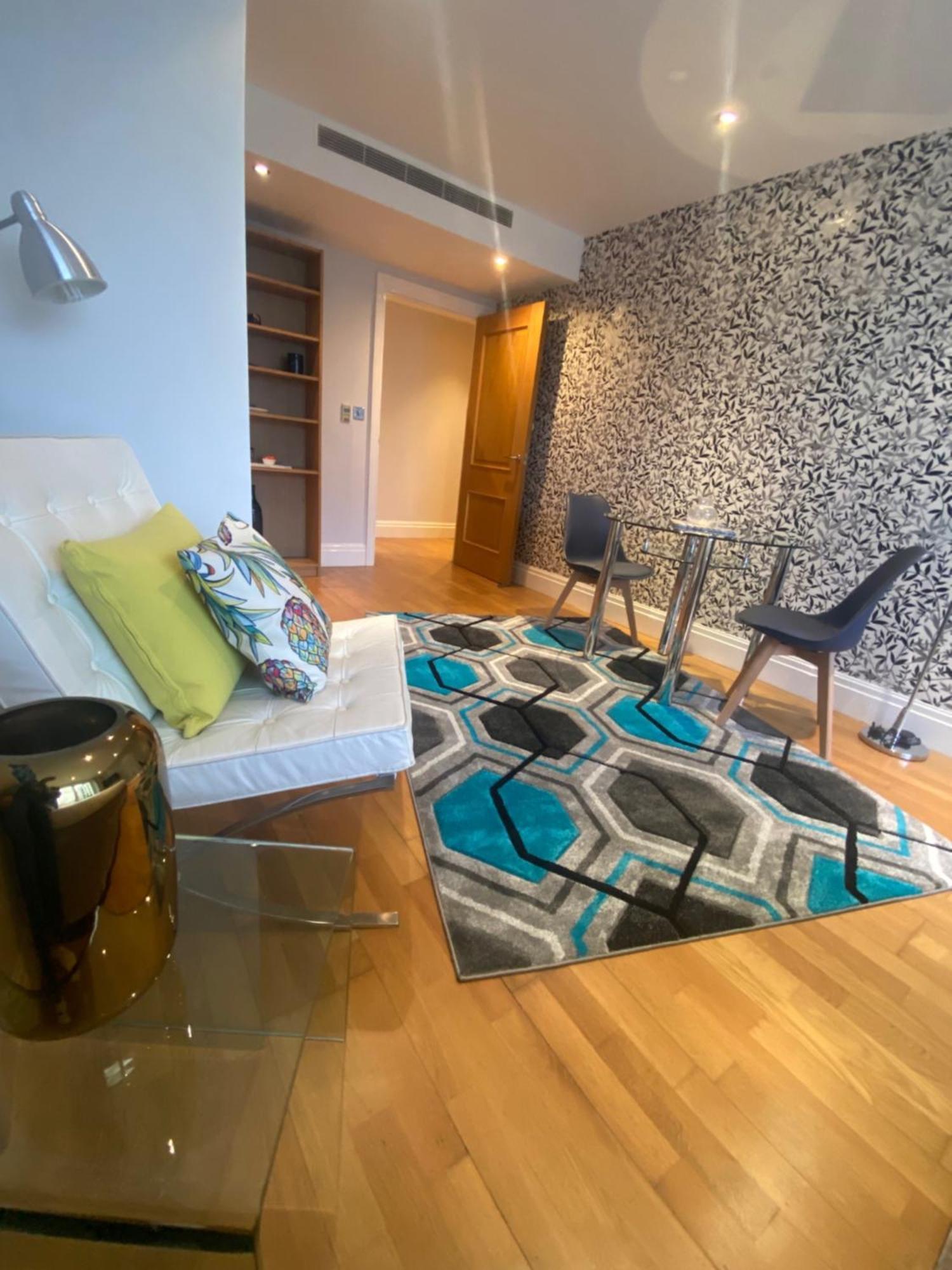 Desirable, Fashionable 2bed Flat In Chelsea Londen