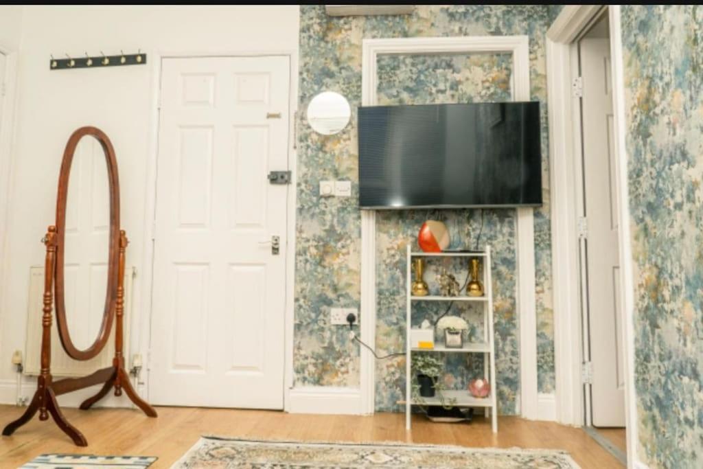 1 Bed *