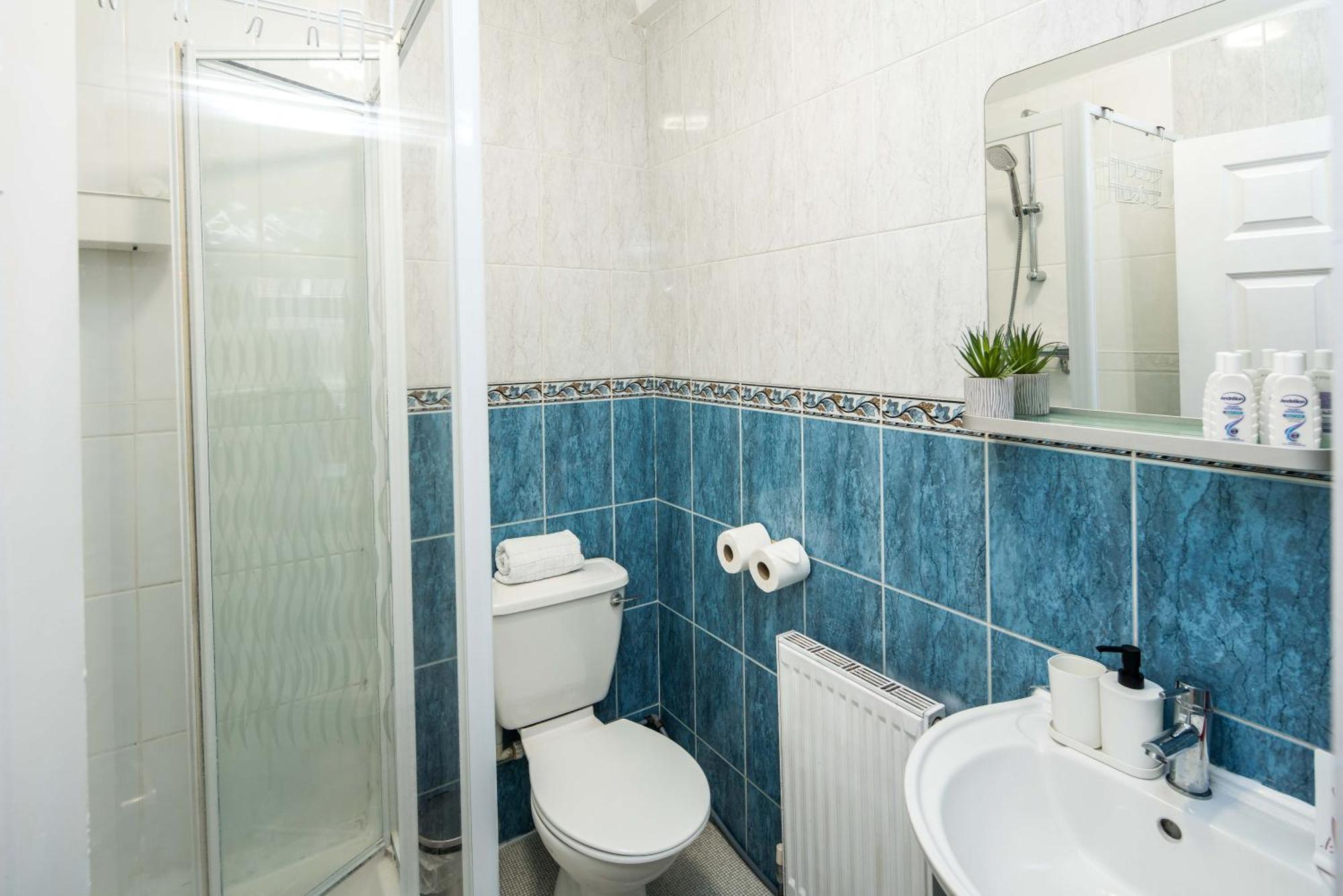 Serviced In Finchley Road