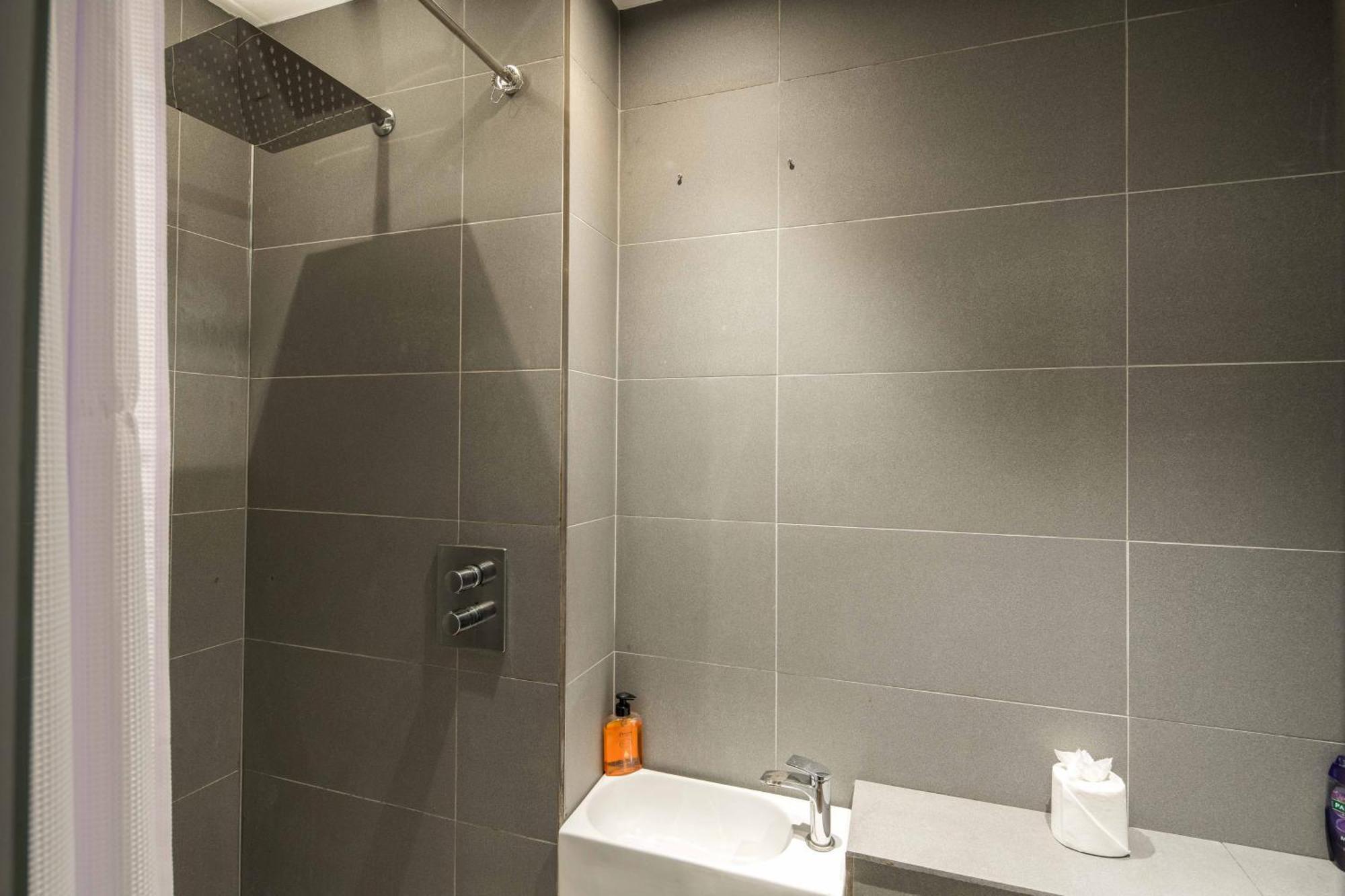 Delightful 2b-2b Prime Appartement *