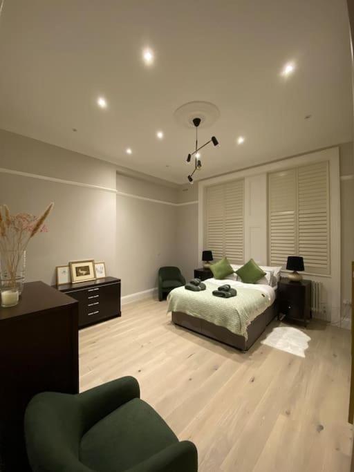 Luxury 2-bed Flat With Garden In Hampstead Mansion London