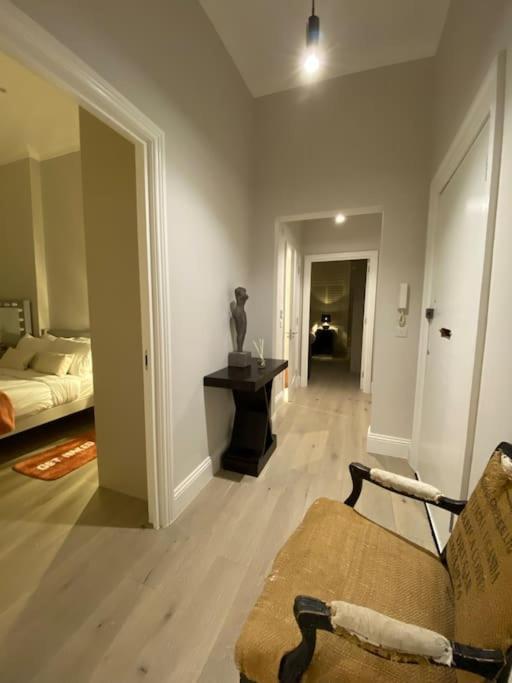 Apartment Luxury 2-bed Flat With Garden In Hampstead Mansion