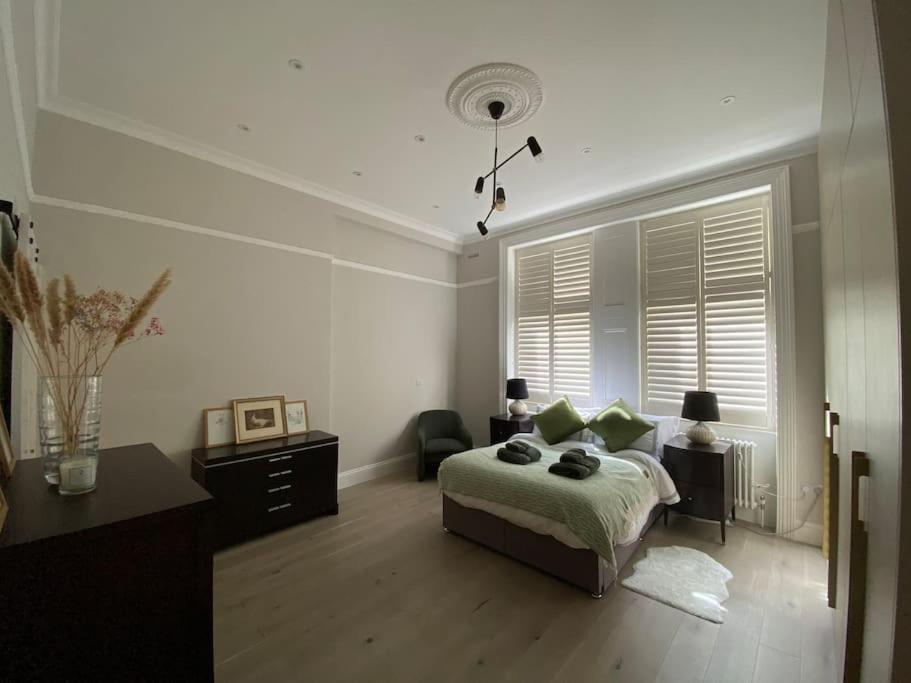 Apartment Luxury 2-bed Flat With Garden In Hampstead Mansion *