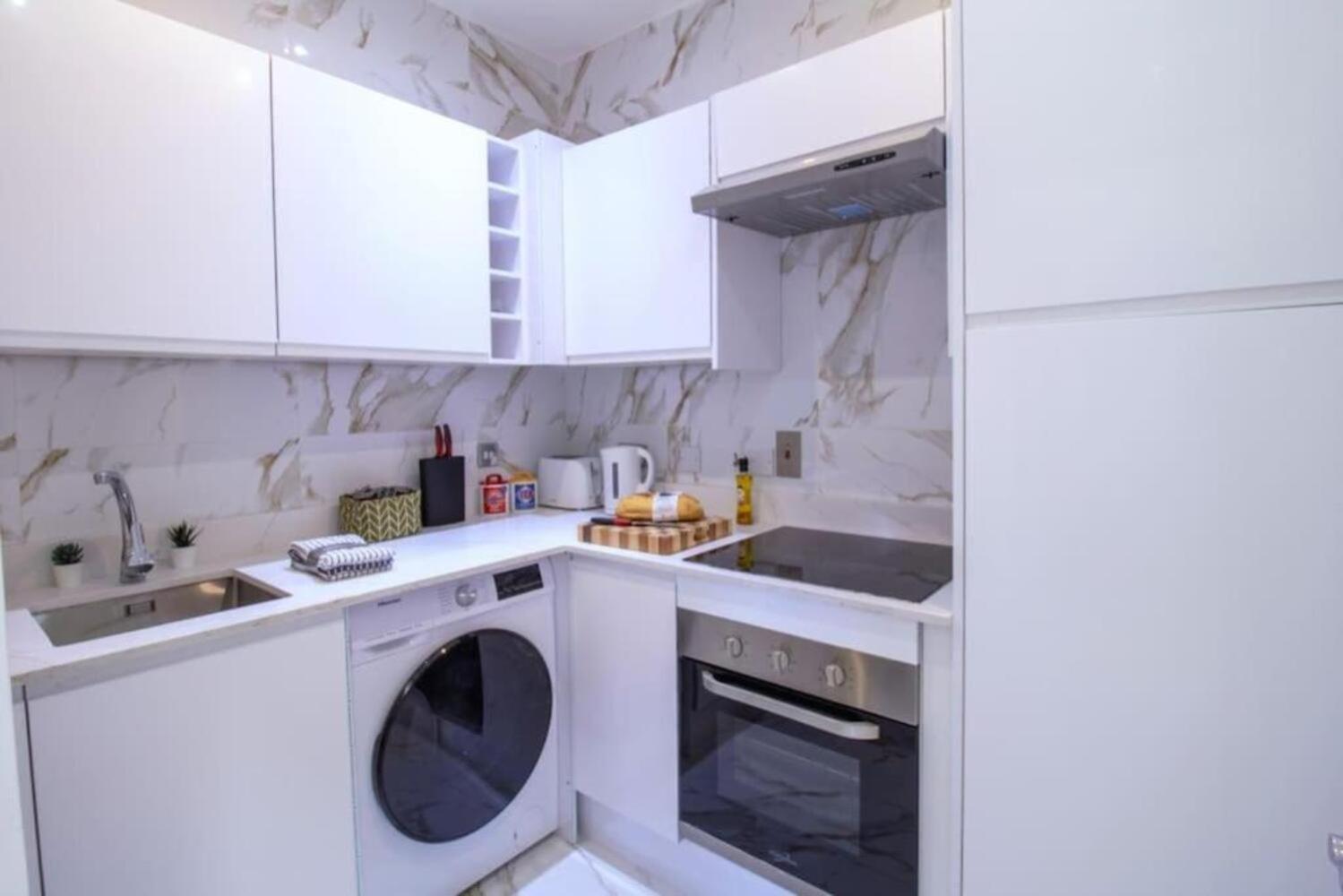 Elegant 3 Bedroom On Oxford Street Luxury Living In 2gc Apartamento