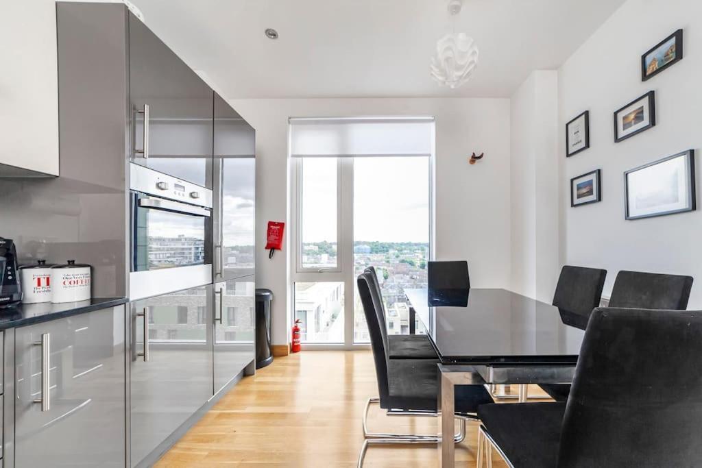 Appartement Modern 1-bed With Panoramic View In *