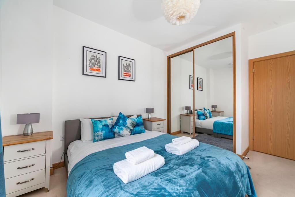 Modern 1-bed With Panoramic View In
