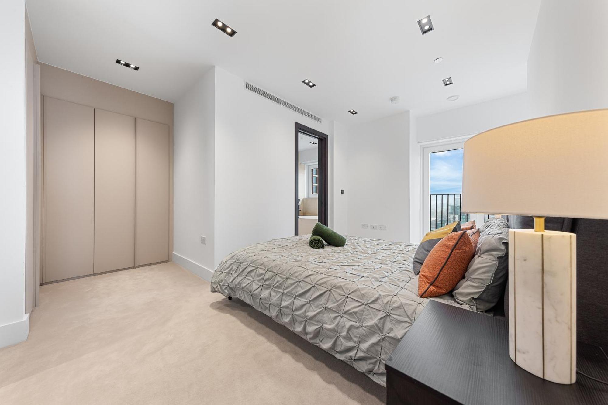 Heart Of Panoramic View 2 Bedroom Designer Luxury - Pool And Gym Access