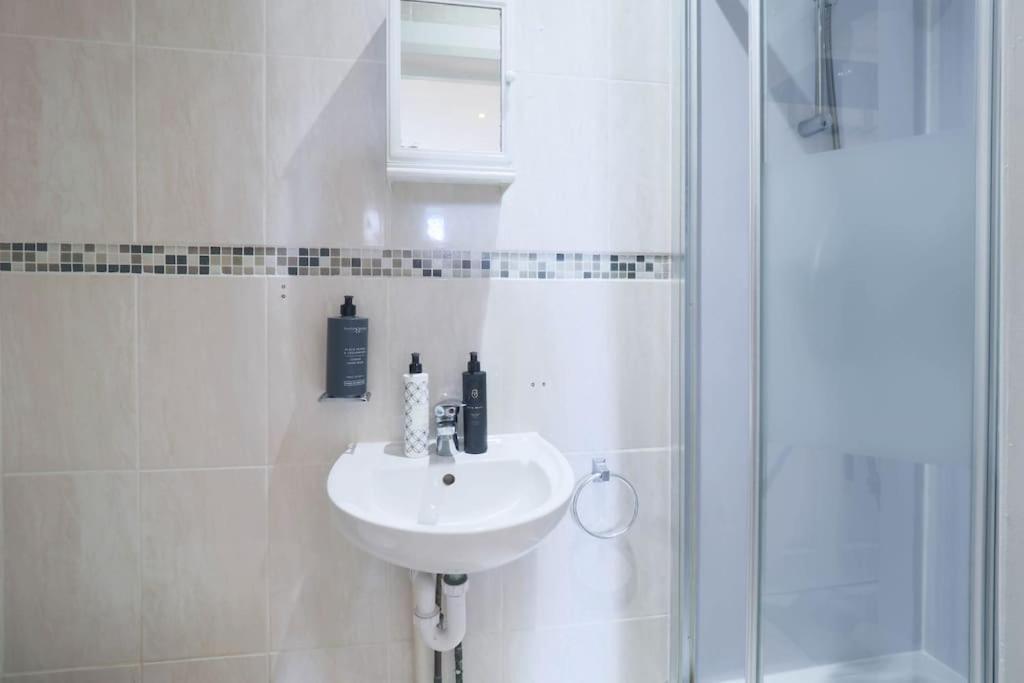 Appartement S4 Studio In The Heart Of Kilburn Zone2