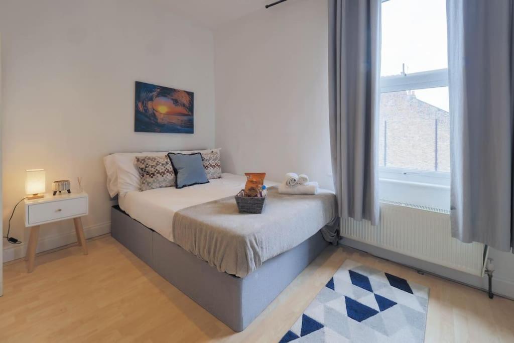 S4 Studio In The Heart Of Kilburn Zone2 *