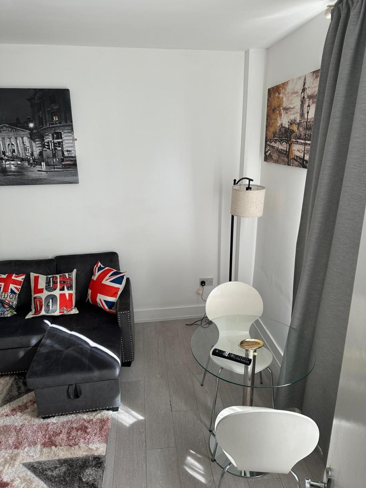 1 Bedroom 30 Minutes To St Pancras * Londres