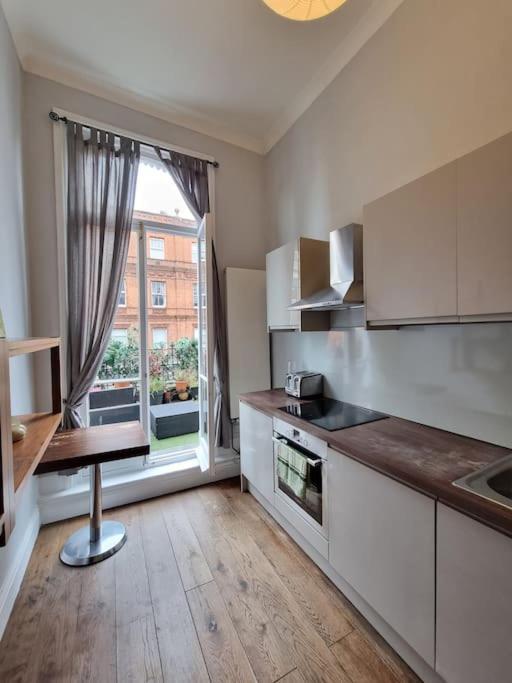 Earls Ct With Terrace Apartamento