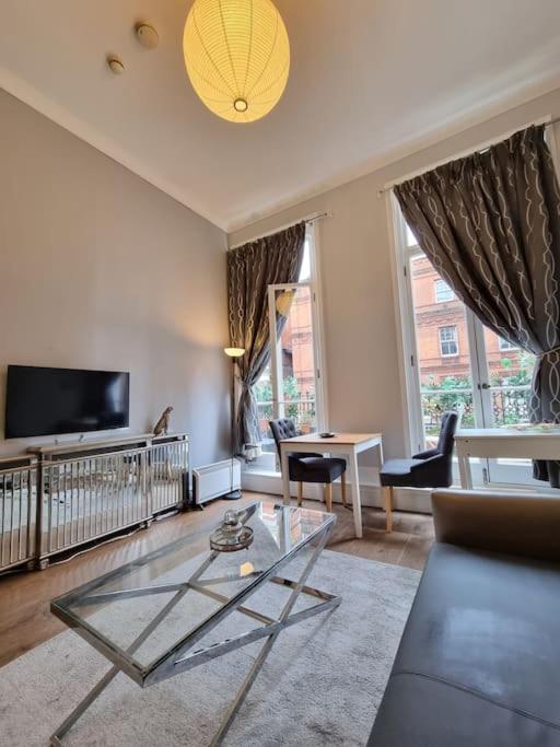 Earls Ct With Terrace Apartamento