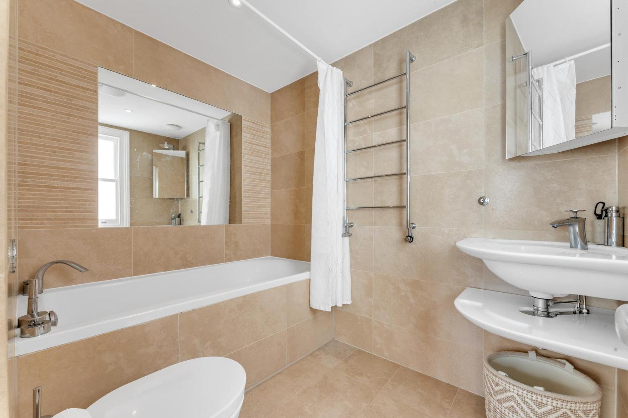Apartamento 3-bed Grand Triplex In Westminster