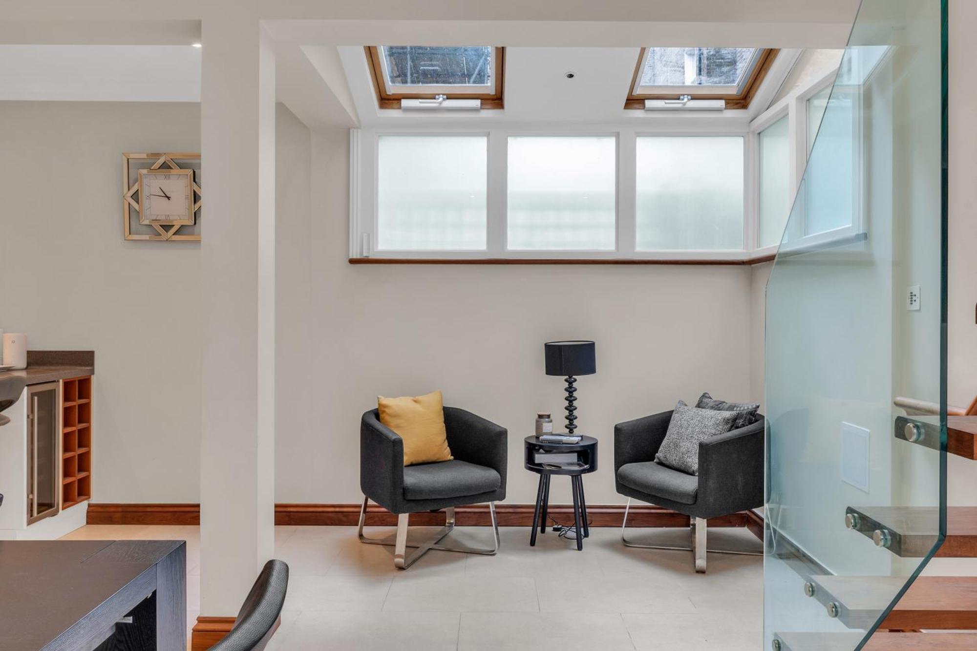 3-bed Grand Triplex In Westminster * Londres