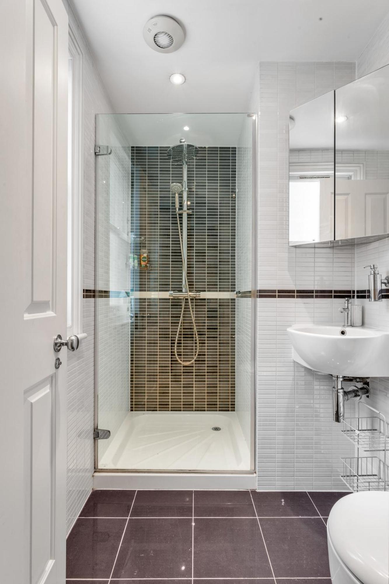 3-bed Grand Triplex In Westminster