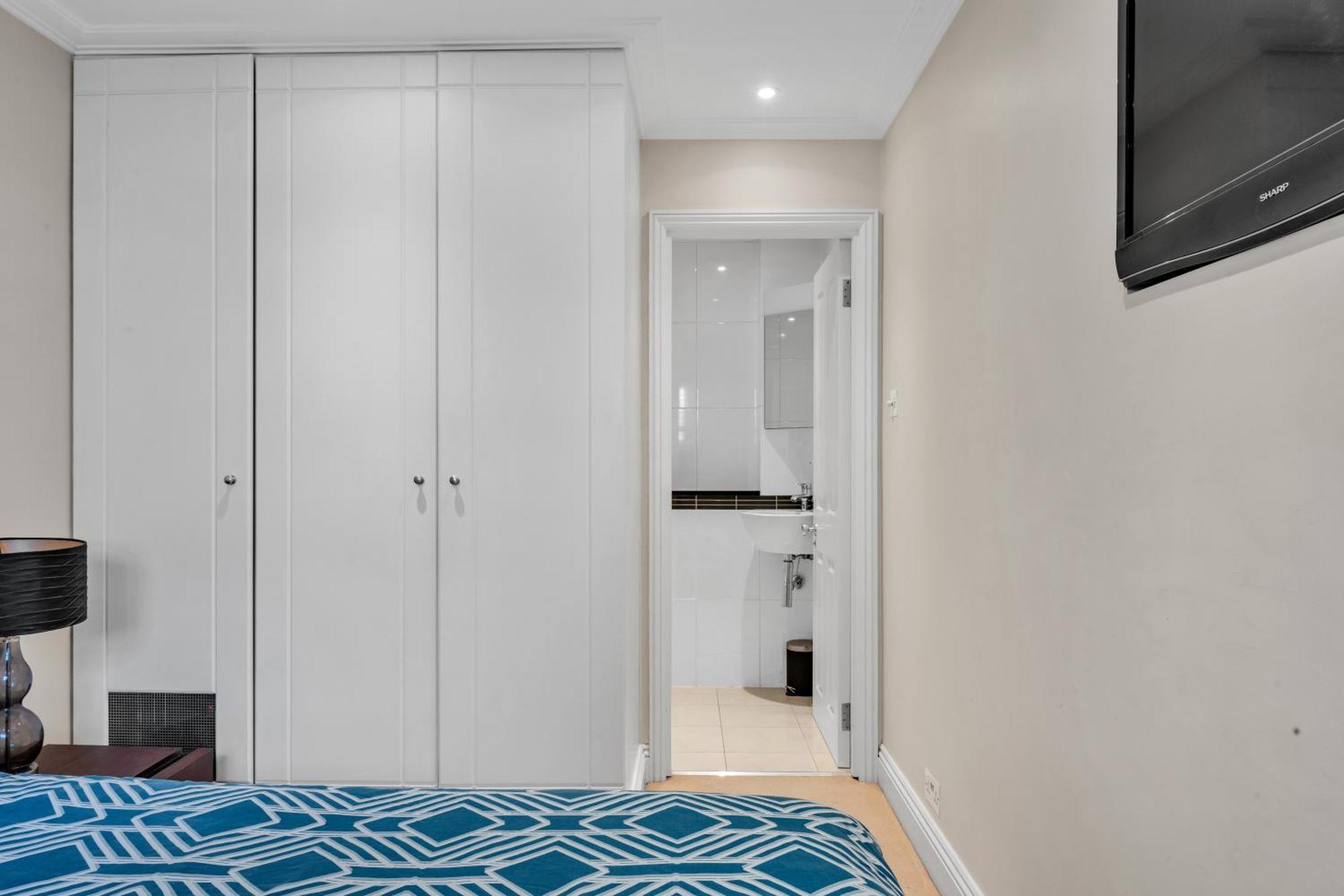 Apartamento 3-bed Grand Triplex In Westminster